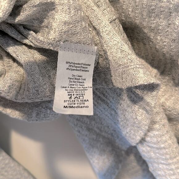 1.4.3. Story by Line Up Medium Pastel Abstract Animal Print Waffle Knit Top - Picture 8 of 8